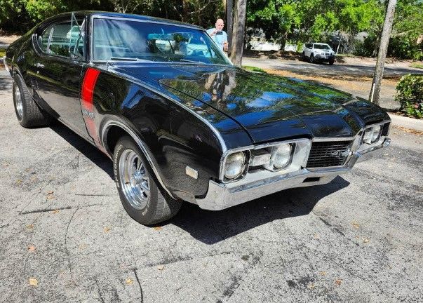 Unknown-442-1968-Black-Black-28