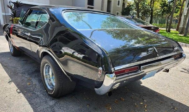 Unknown-442-1968-Black-Black-7
