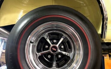 Unknown-442-1968-Saffron-Yellow-Black-5