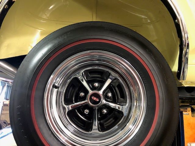 Unknown-442-1968-Saffron-Yellow-Black-5