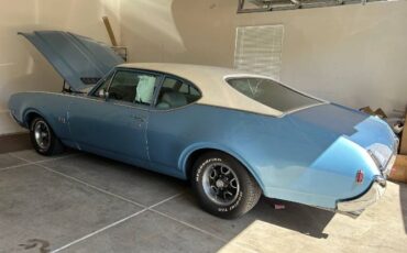 Unknown-442-1969-Light-BlueWhite-White-21