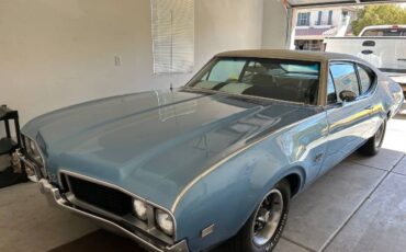 Unknown-442-1969-Light-BlueWhite-White-5