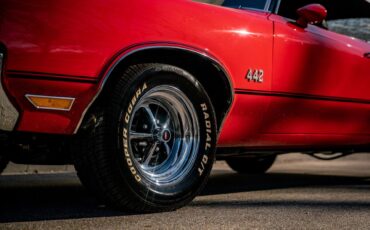 Unknown-442-1970-Red-Black-16