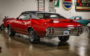 Unknown-442-1970-Red-Black-31