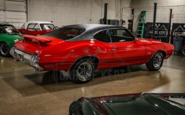 Unknown-442-1970-Red-Black-33