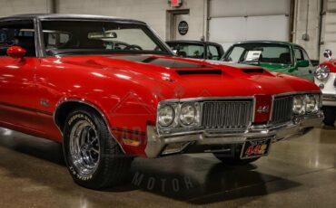 Unknown-442-1970-Red-Black-37