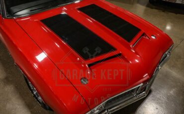 Unknown-442-1970-Red-Black-38