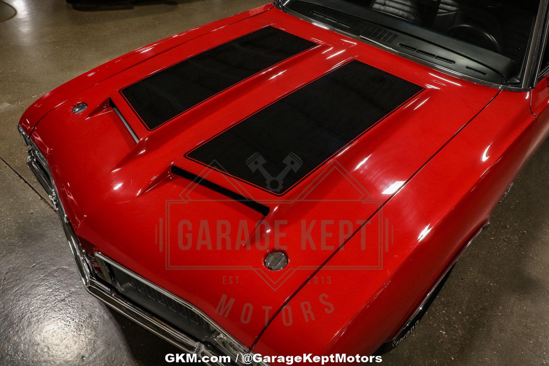 Unknown-442-1970-Red-Black-4