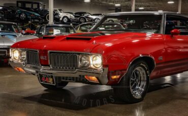 Unknown-442-1970-Red-Black-43