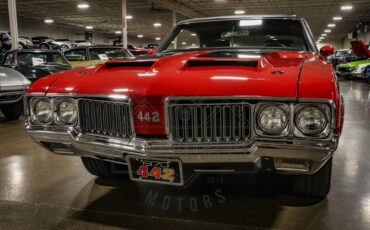 Unknown-442-1970-Red-Black-48