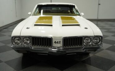 Unknown-442-1970-White-Gold-20