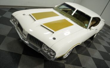 Unknown-442-1970-White-Gold-22