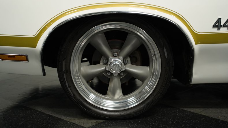 Unknown-442-1970-White-Gold-5