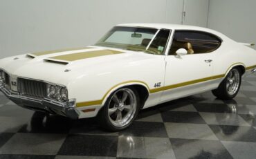 Unknown-442-1970-White-Gold-8