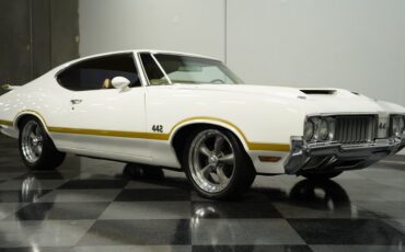Unknown-442-1970-White-Gold-9