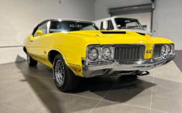 Unknown-442-1970-Yellow-Black-6