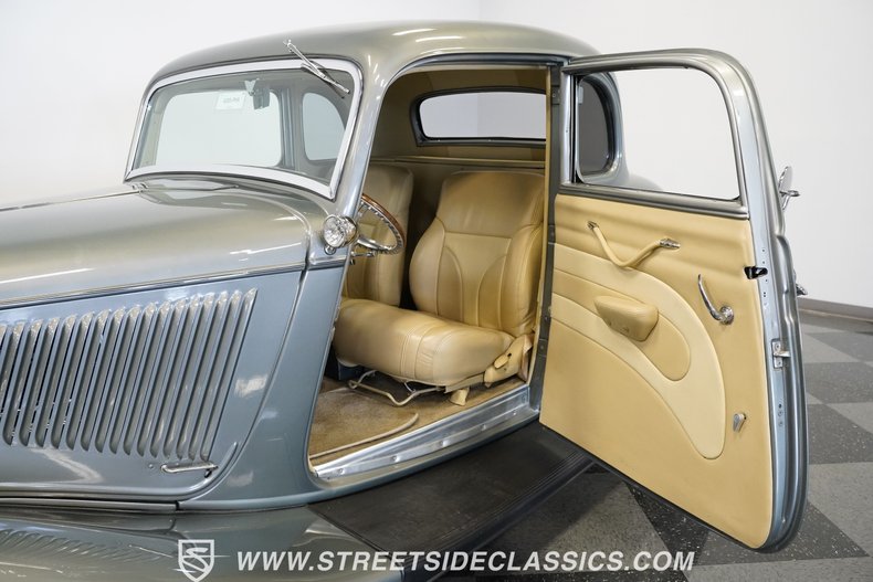 Unknown-5-window-1934-Charcoal-Gray-Metall-Tan-12