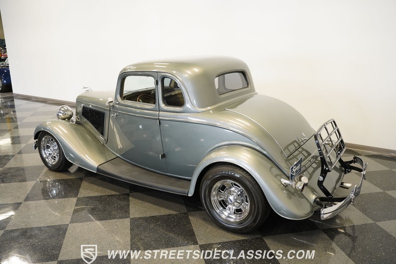 Unknown-5-window-1934-Charcoal-Gray-Metall-Tan-23