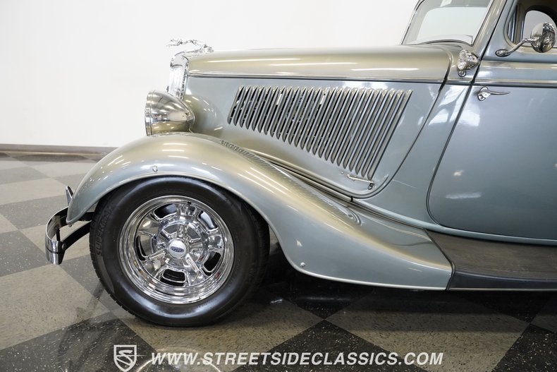 Unknown-5-window-1934-Charcoal-Gray-Metall-Tan-26