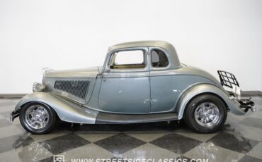 Unknown-5-window-1934-Charcoal-Gray-Metall-Tan