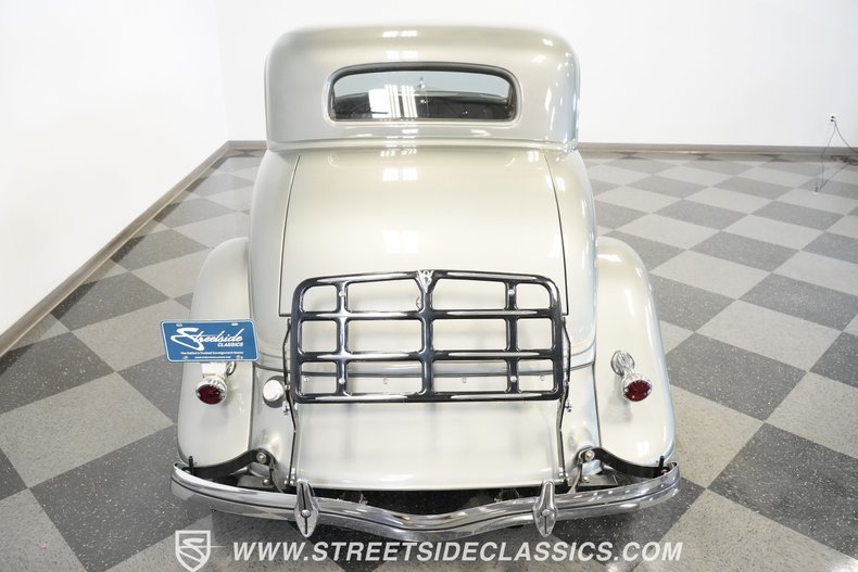 Unknown-5-window-1934-Charcoal-Gray-Metall-Tan-48