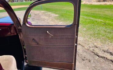 Unknown-5-window-1936-Maroon-Beige-4