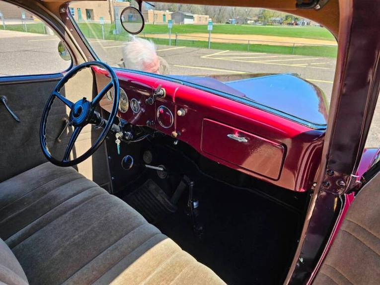 Unknown-5-window-1936-Maroon-Beige-42