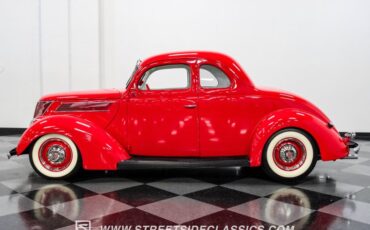 Unknown-5-window-1937-Red-White-11