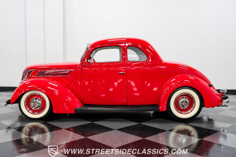 Unknown-5-window-1937-Red-White-11
