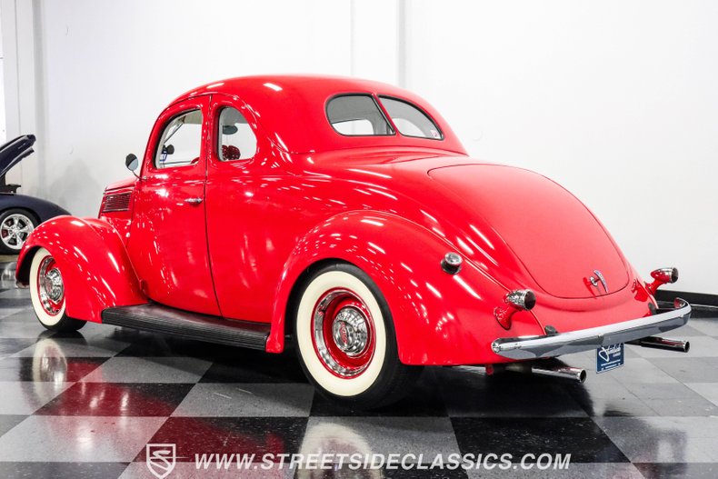 Unknown-5-window-1937-Red-White-12