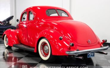 Unknown-5-window-1937-Red-White-13