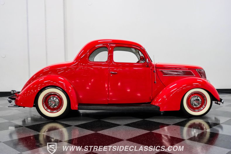 Unknown-5-window-1937-Red-White-16