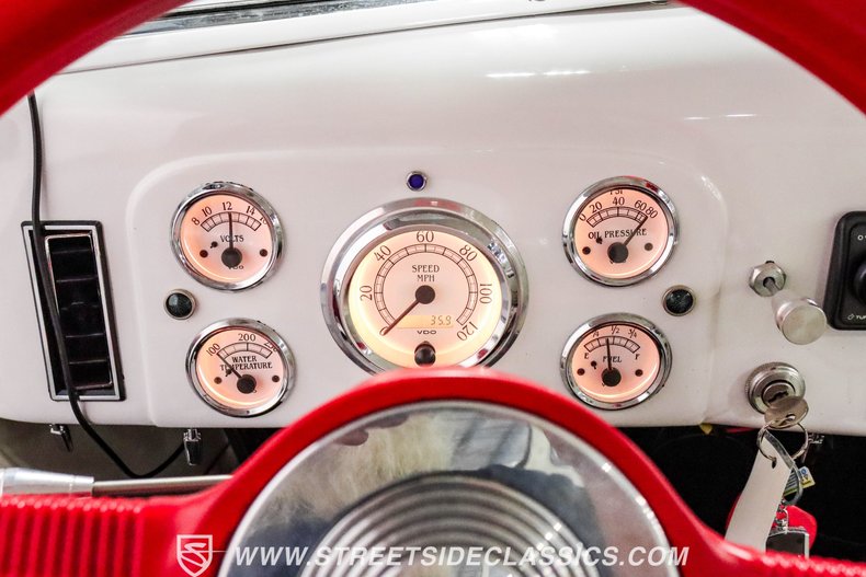 Unknown-5-window-1937-Red-White-3
