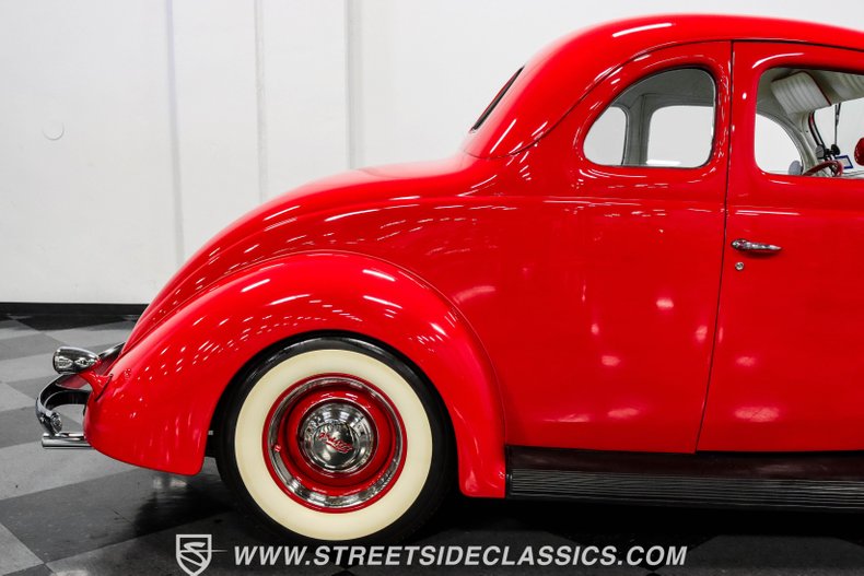 Unknown-5-window-1937-Red-White-33