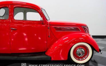 Unknown-5-window-1937-Red-White-34