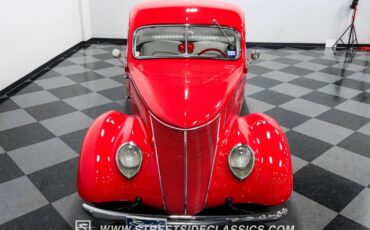 Unknown-5-window-1937-Red-White-35