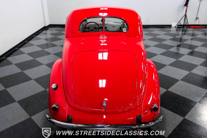 Unknown-5-window-1937-Red-White-36
