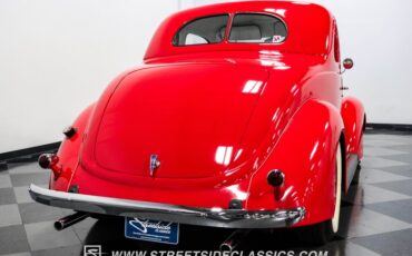 Unknown-5-window-1937-Red-White-45