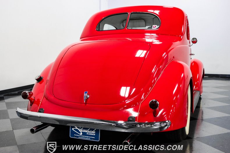 Unknown-5-window-1937-Red-White-45