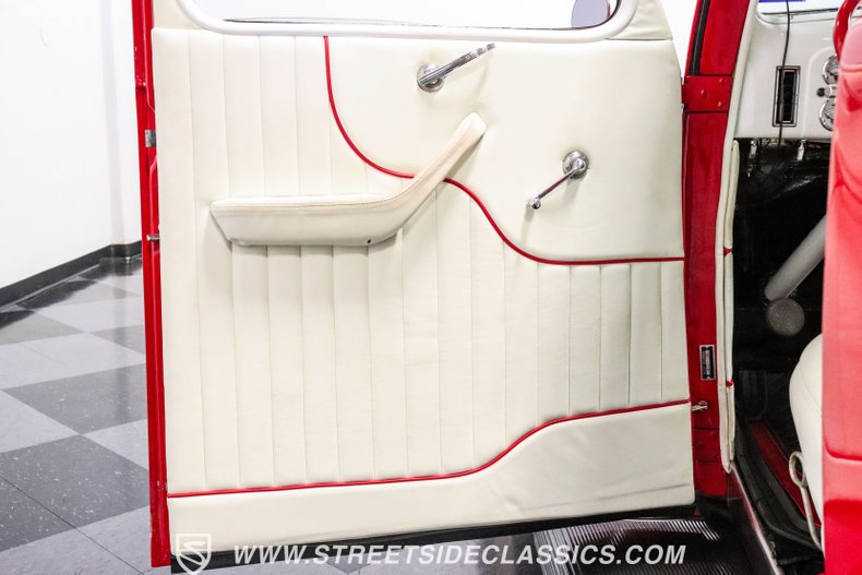 Unknown-5-window-1937-Red-White-47