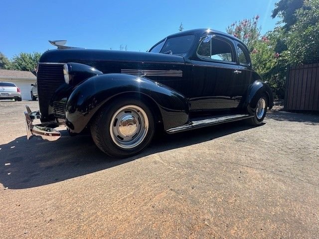 Unknown-5-window-1939-Black-gray-1