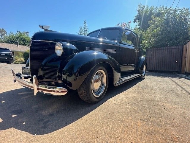 Unknown-5-window-1939-Black-gray-10