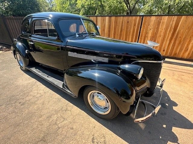 Unknown-5-window-1939-Black-gray