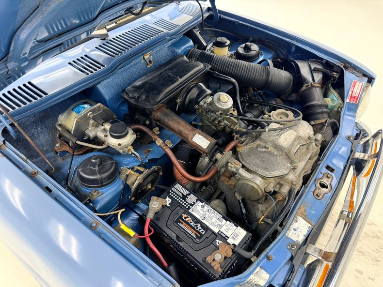 Unknown-600-1972-Blue-Black-38