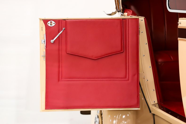 Unknown-640-1929-Beige-Dark-Red-43