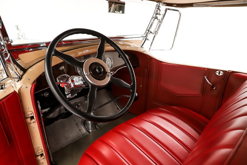 Unknown-640-1929-Beige-Dark-Red