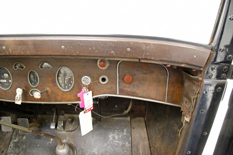 Unknown-733-1930-Black-Tan-31