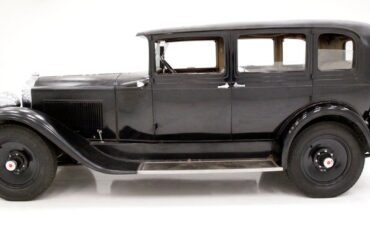 Unknown-733-1930-Black-Tan