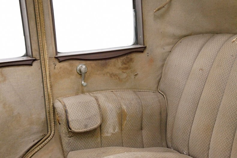 Unknown-733-1930-Black-Tan-42