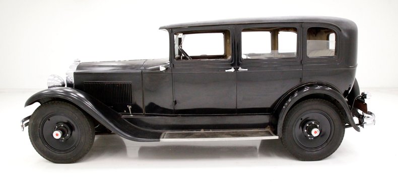 Unknown-733-1930-Black-Tan